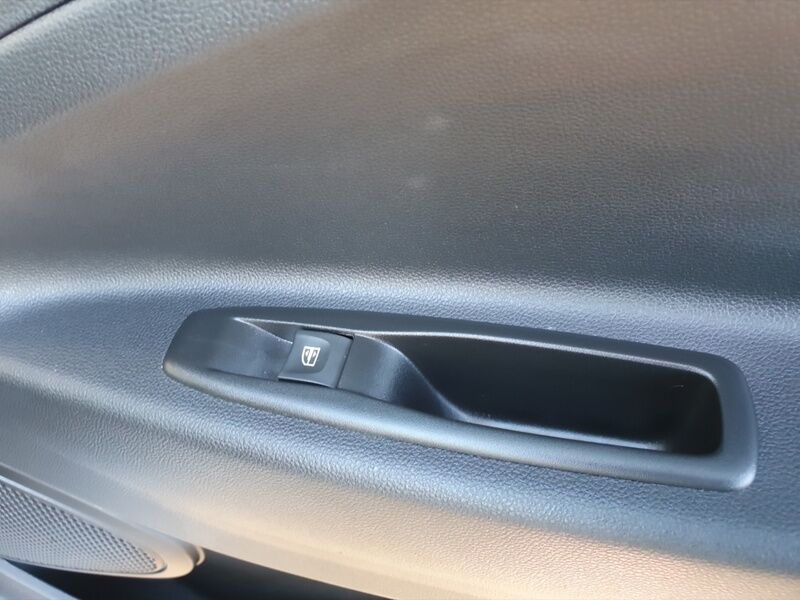 More views of Renault Zoe