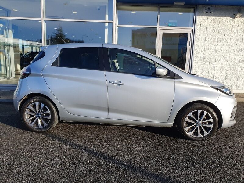 More views of Renault Zoe