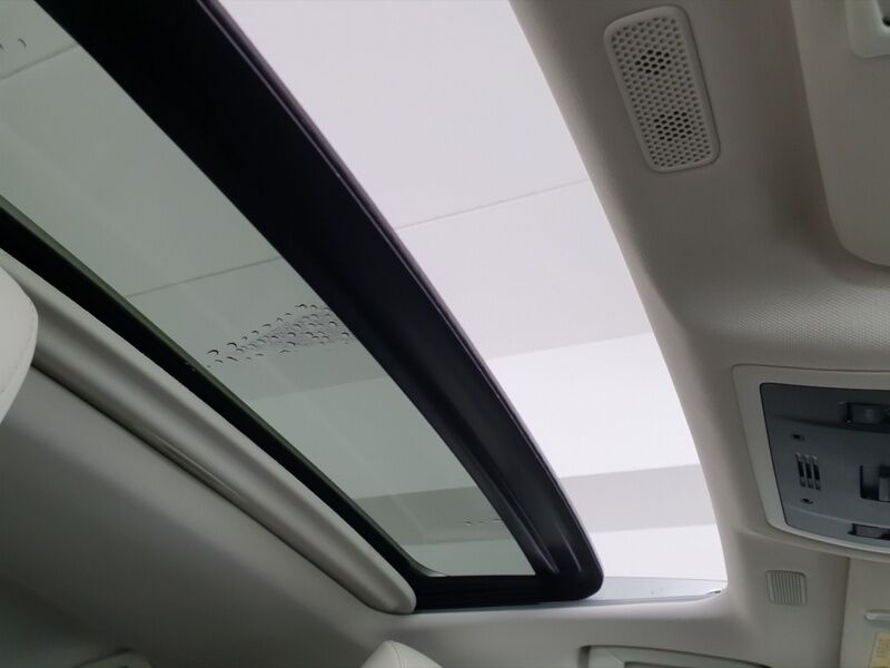 More views of Lexus ES