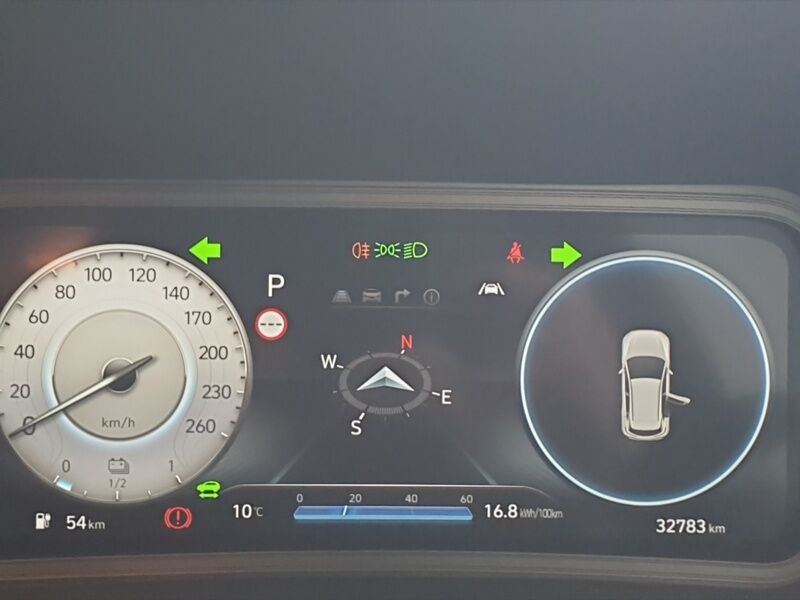 More views of Hyundai KONA