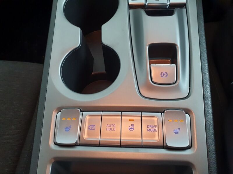 More views of Hyundai KONA