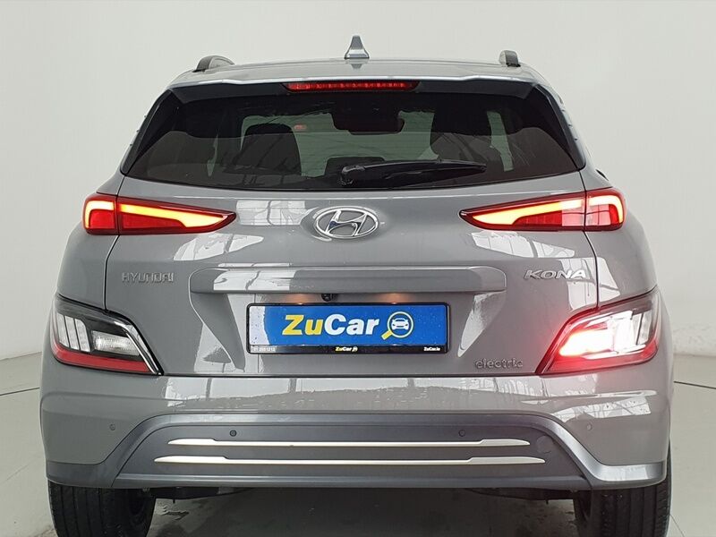 More views of Hyundai KONA