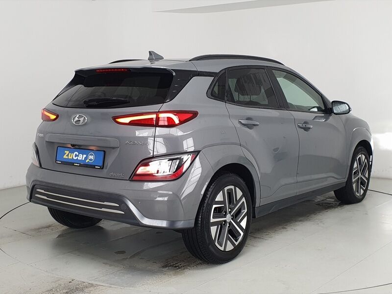 More views of Hyundai KONA