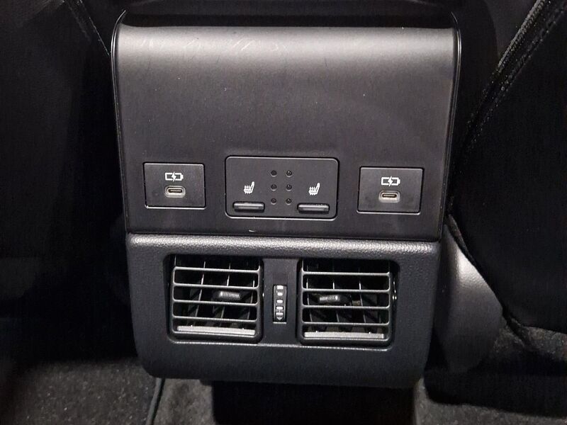 More views of Subaru Solterra