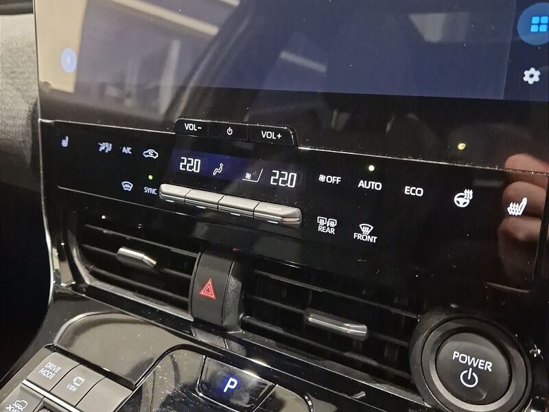 More views of Subaru Solterra