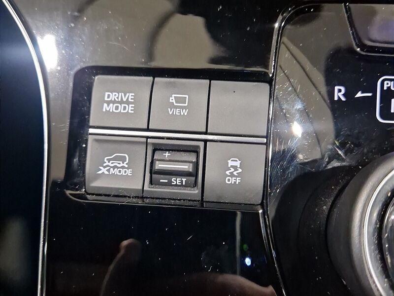 More views of Subaru Solterra