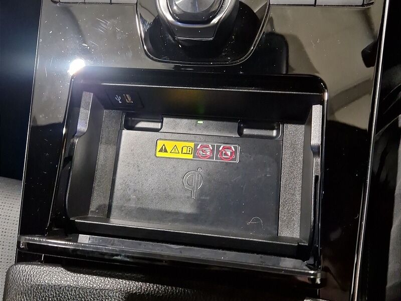 More views of Subaru Solterra