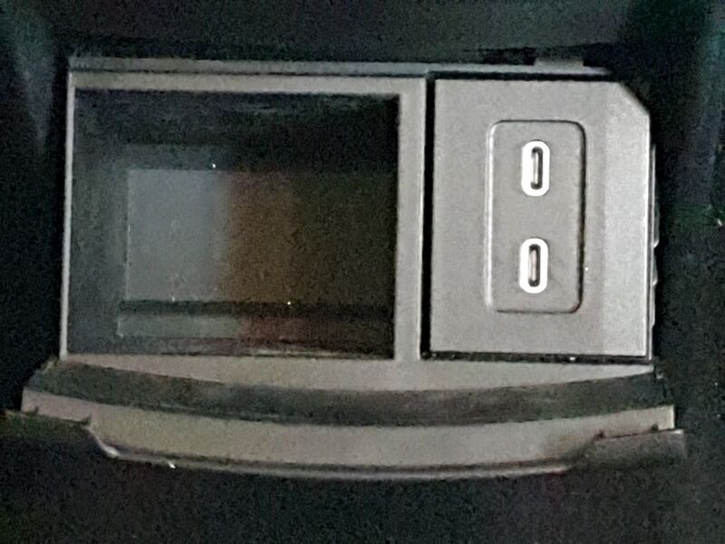 More views of Mercedes-Benz EQA