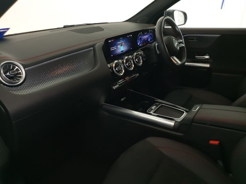 More views of Mercedes-Benz EQA