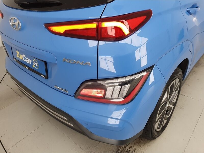 More views of Hyundai KONA
