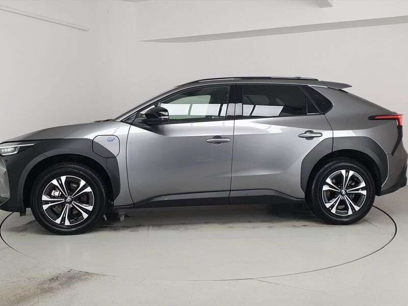 More views of Subaru Solterra