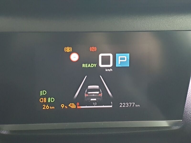 More views of Citroen e-C4 X