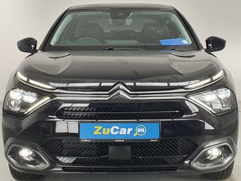 More views of Citroen e-C4 X