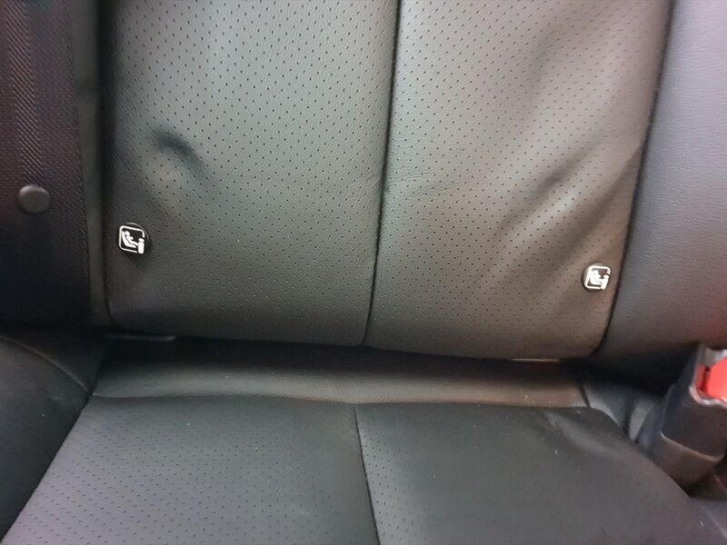 More views of Nissan Leaf