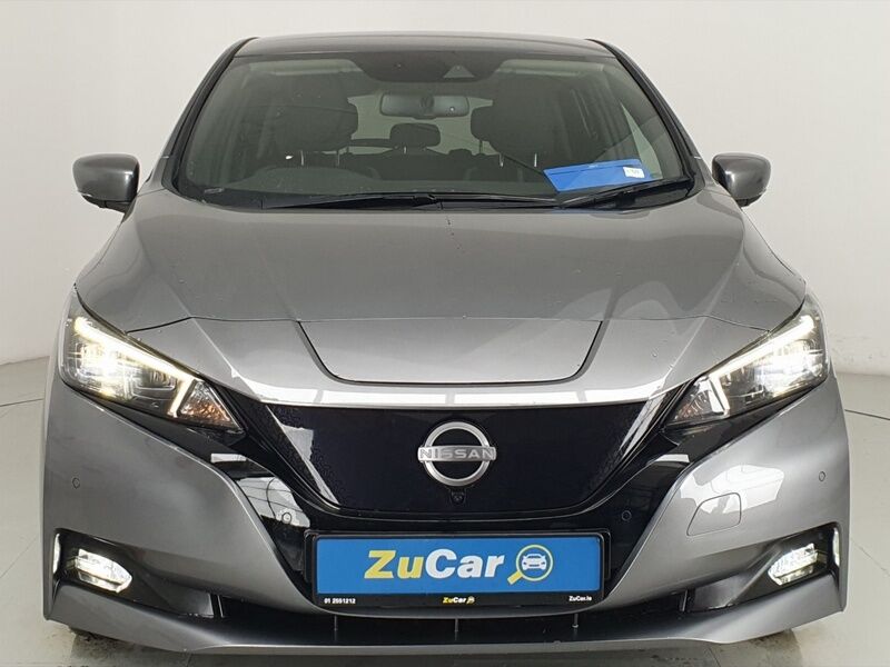 More views of Nissan Leaf