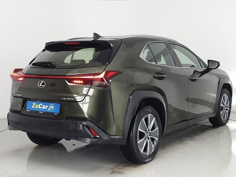 More views of Lexus UX