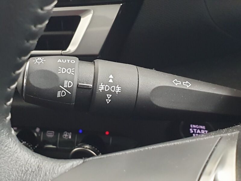 More views of Citroen e-C4