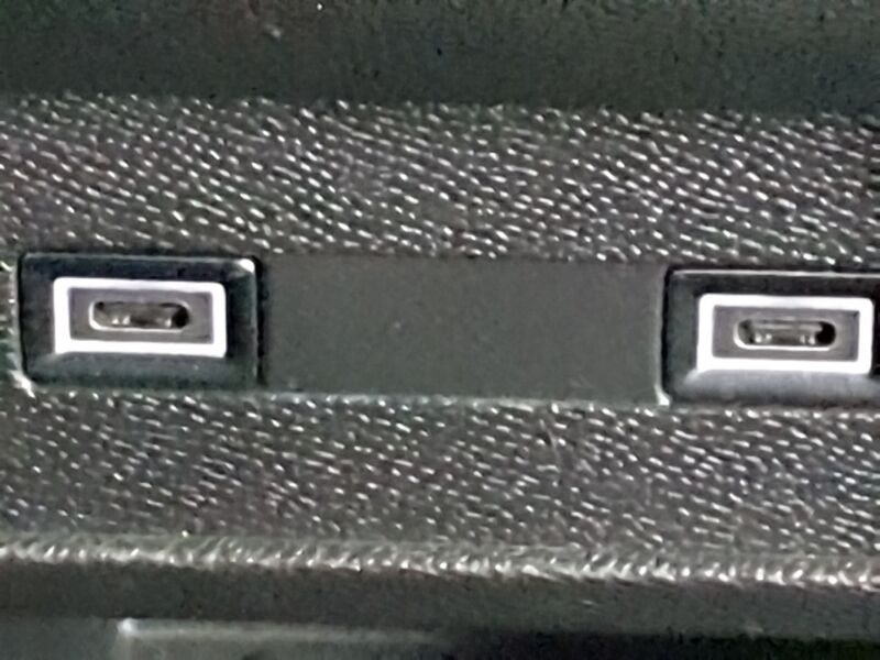 More views of Peugeot 408