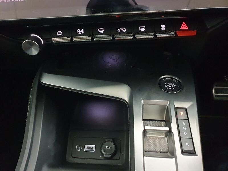 More views of Peugeot 408