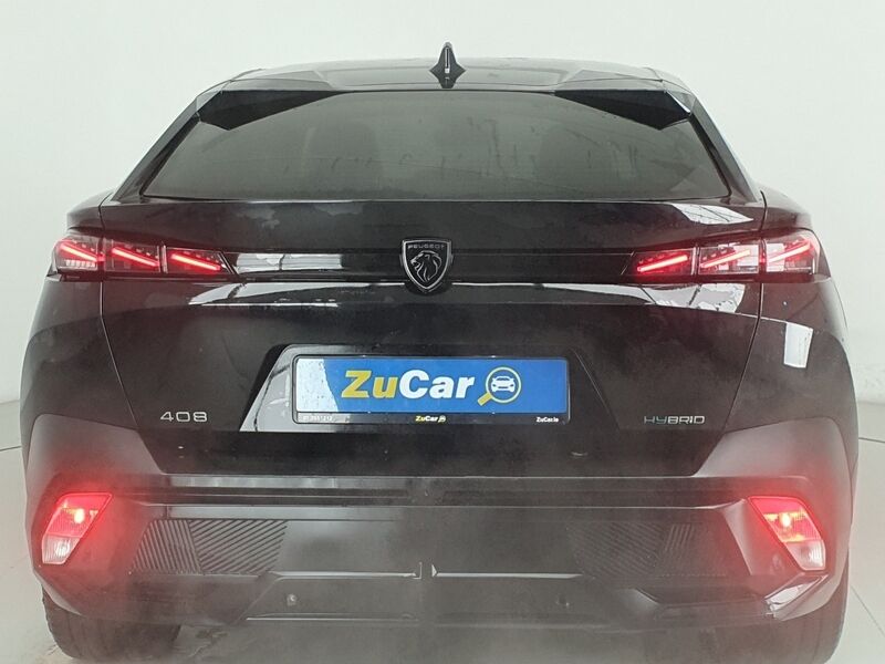 More views of Peugeot 408