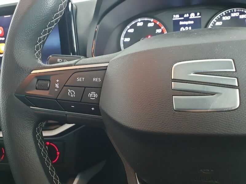 More views of SEAT Arona