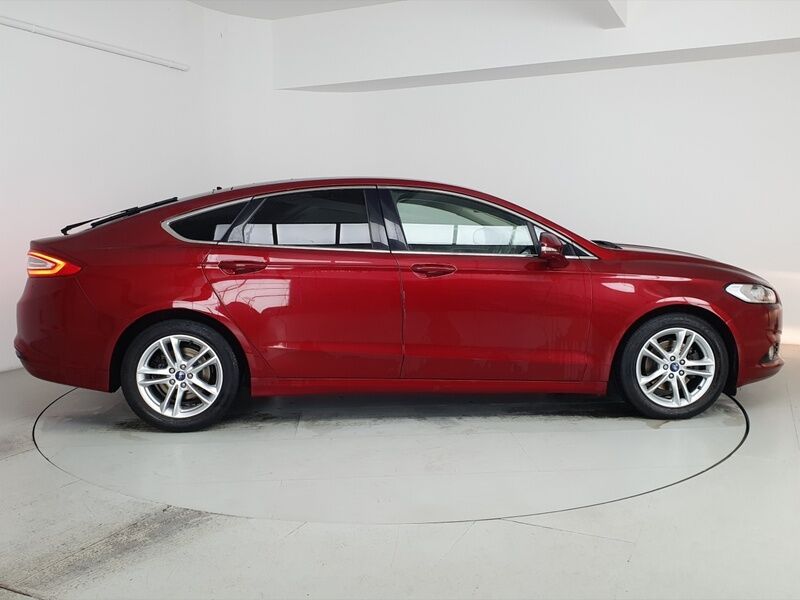 More views of Ford Mondeo