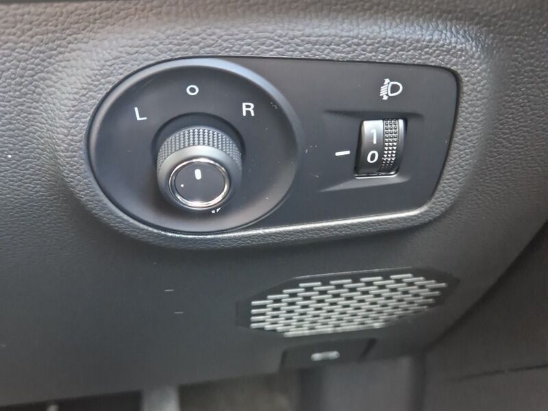 More views of MG ZS