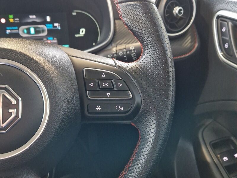 More views of MG ZS