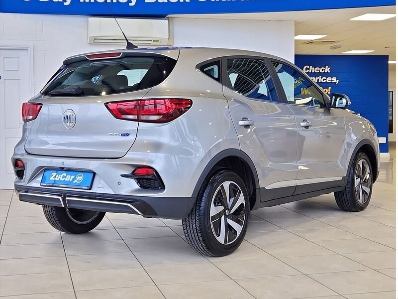 More views of MG ZS