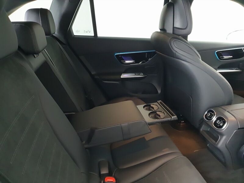 More views of Mercedes-Benz GLC