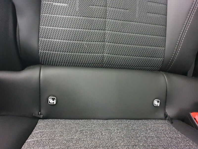 More views of Peugeot 3008