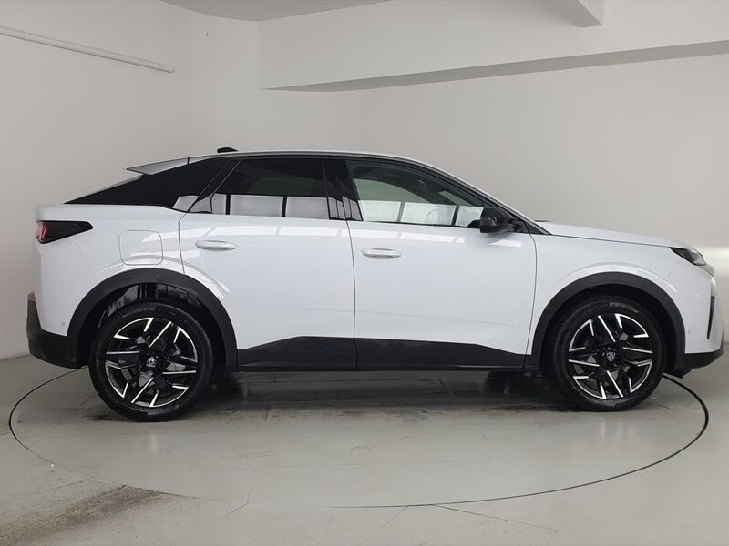 More views of Peugeot 3008