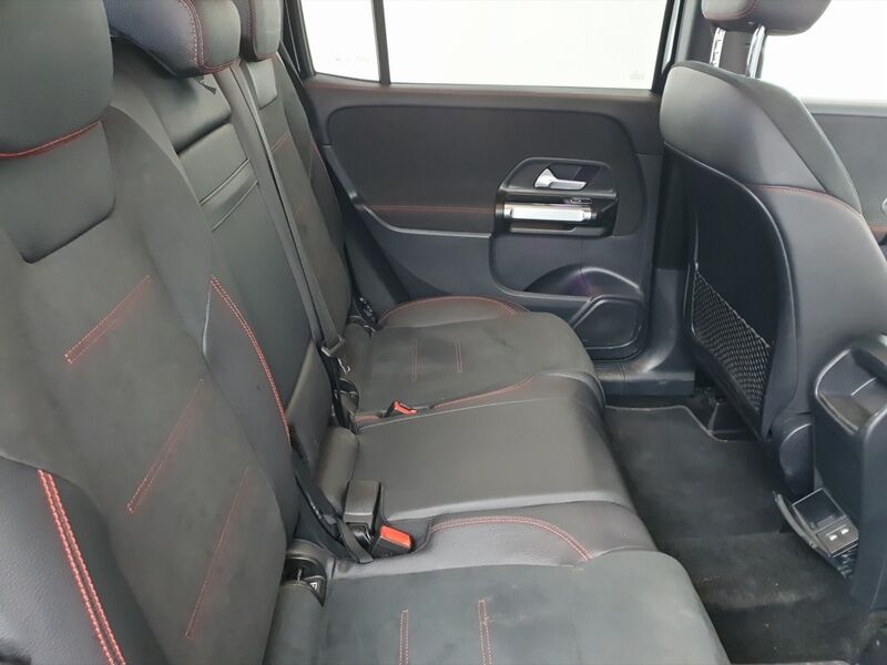 More views of Mercedes-Benz GLB