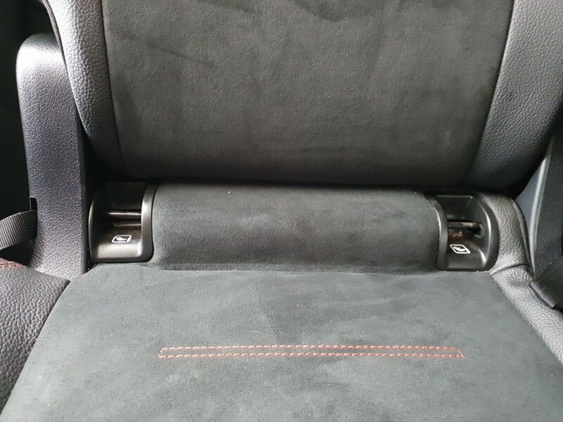 More views of Mercedes-Benz GLB