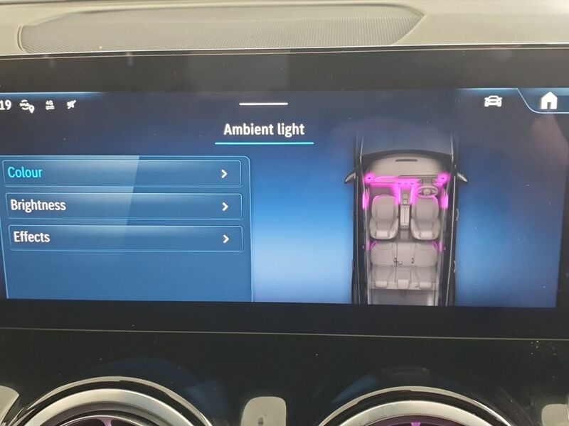 More views of Mercedes-Benz GLB