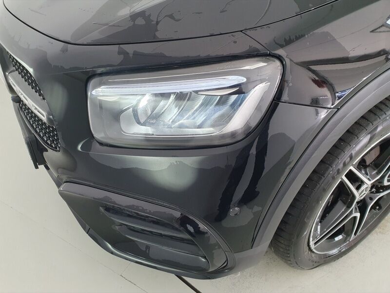 More views of Mercedes-Benz GLB