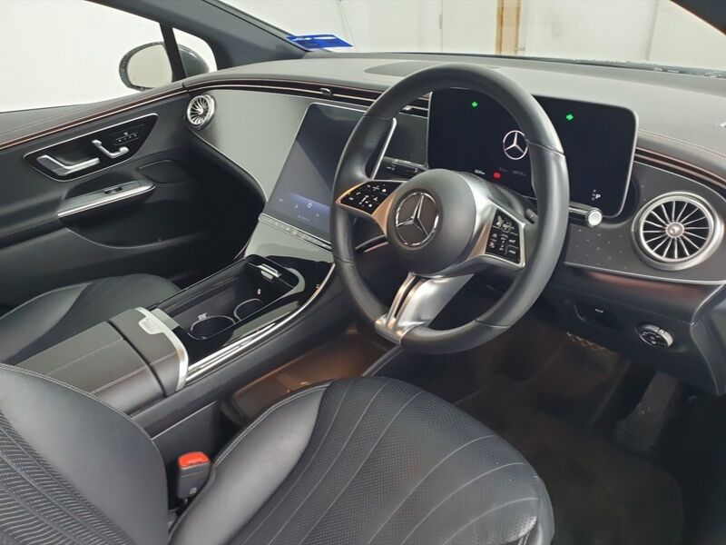 More views of Mercedes-Benz EQE