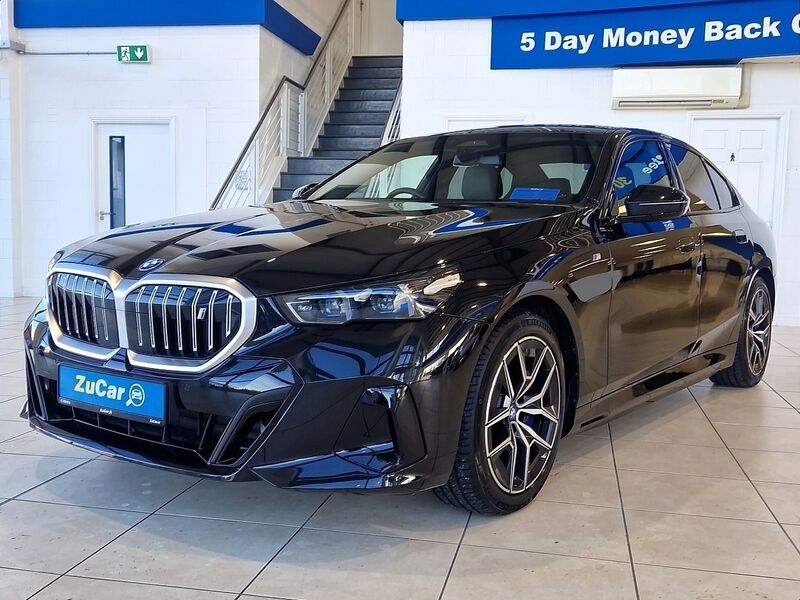 More views of BMW i5