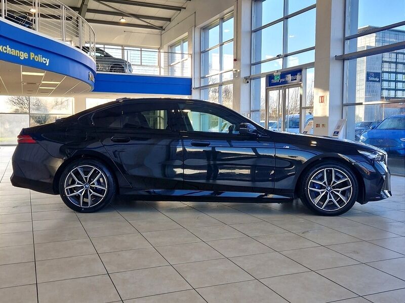 More views of BMW i5