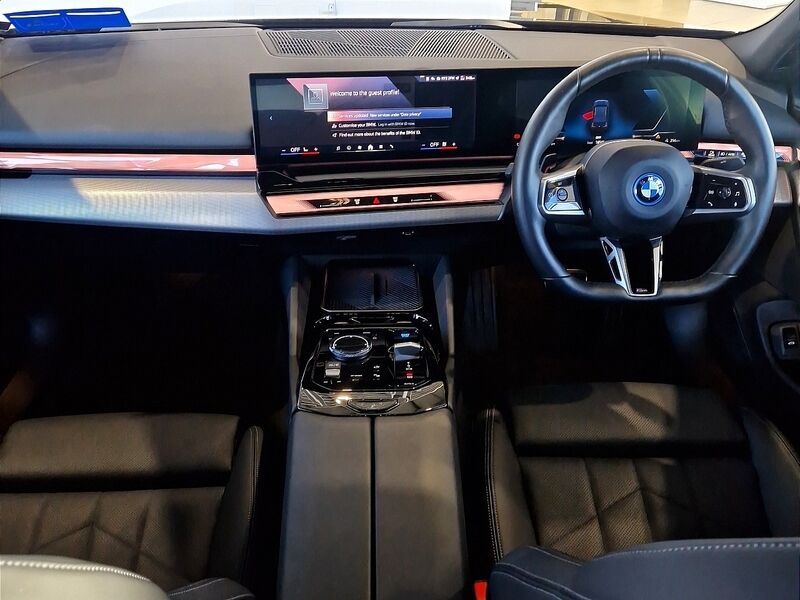 More views of BMW i5