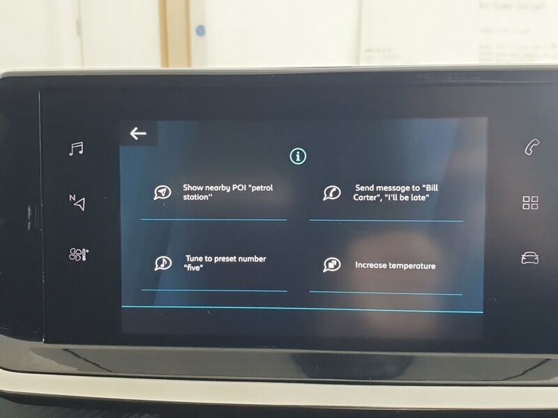 More views of Peugeot 208