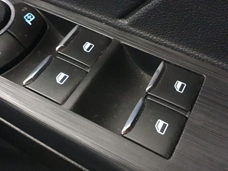 More views of Ford Kuga