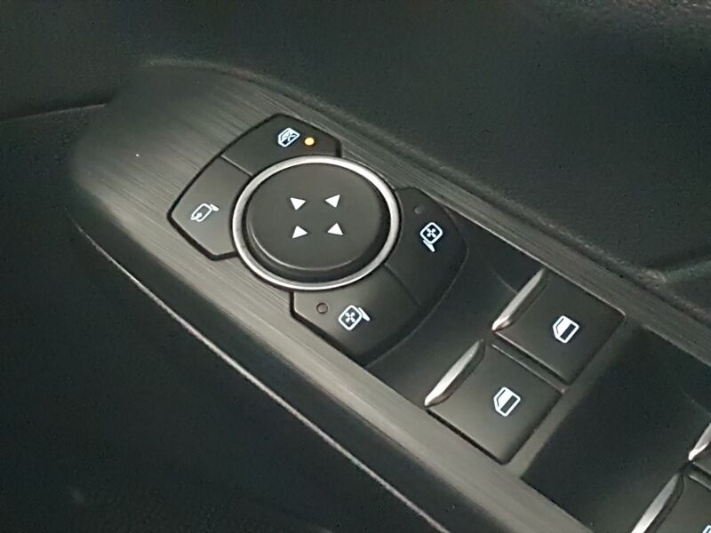 More views of Ford Kuga