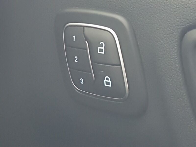 More views of Ford Kuga