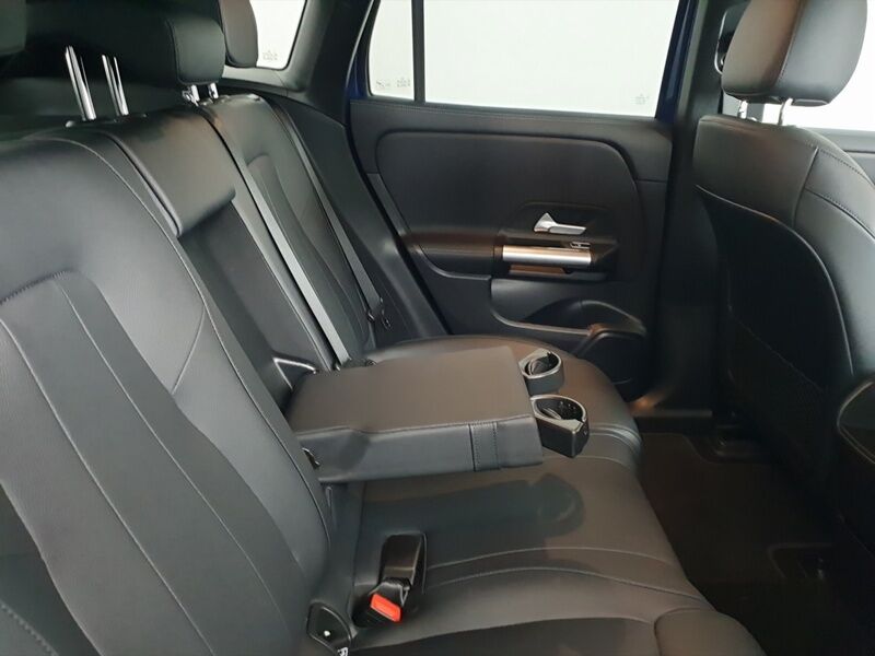 More views of Mercedes-Benz EQA