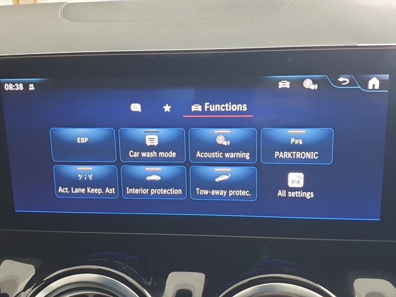 More views of Mercedes-Benz EQA