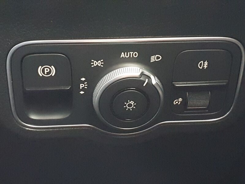 More views of Mercedes-Benz EQA