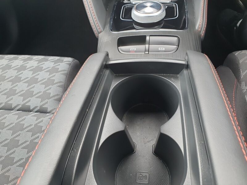 More views of MG ZS