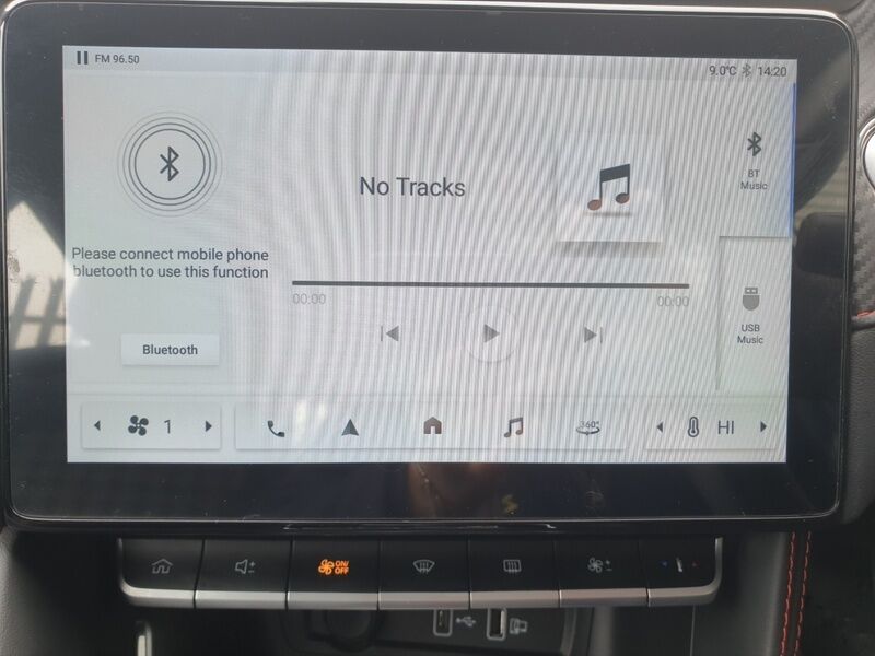 More views of MG ZS