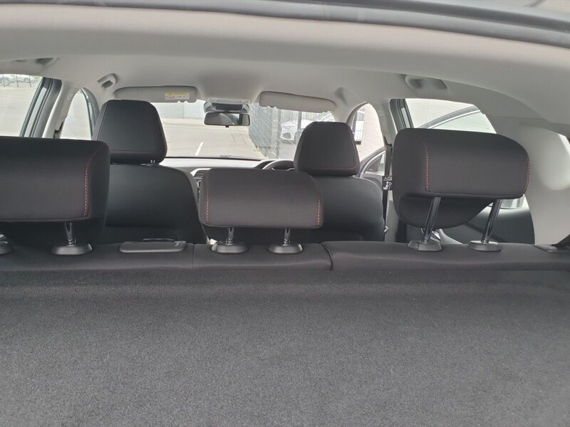 More views of MG ZS